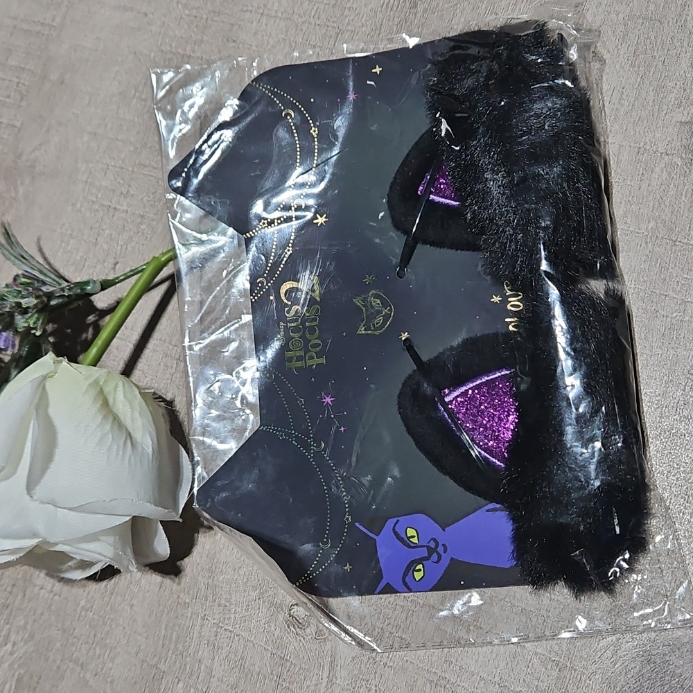 ColourPop 🎁 Hocus Pocus 2 Cat Ears Black & Purple Hair Clips